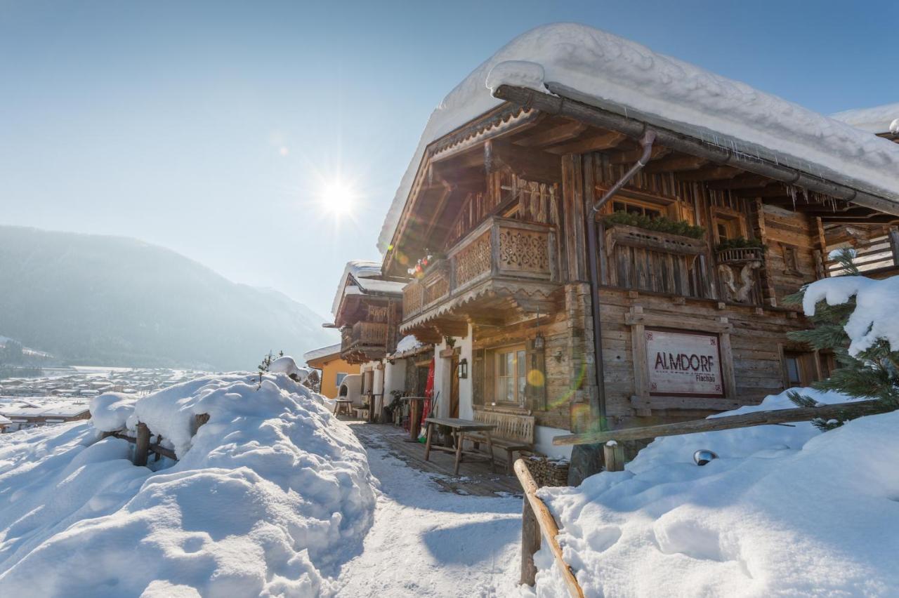 Almdorf Flachau - Luxus Huettenurlaub Exterior foto
